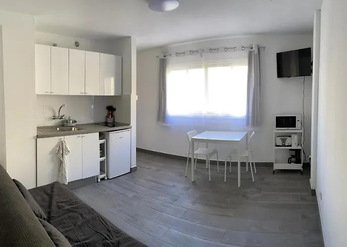 Apartment Ilusion